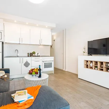 97 Hermosa Marina Primavera Con Terraza Y Piscina *