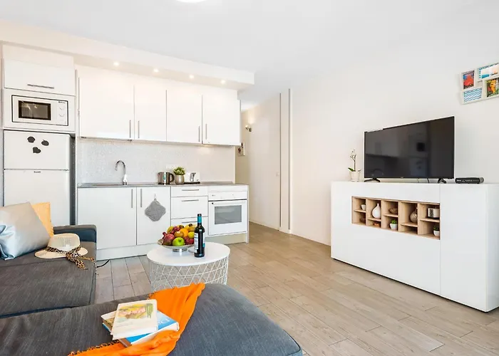 97 Hermosa Marina Primavera Con Terraza Y Piscina *